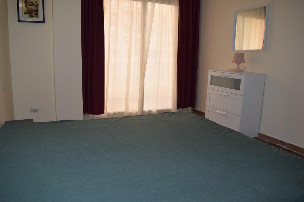 Florenza Khamsin 1 Bedroom Apartment With Swimming Pool View ฮูร์กาดา ภายนอก รูปภาพ