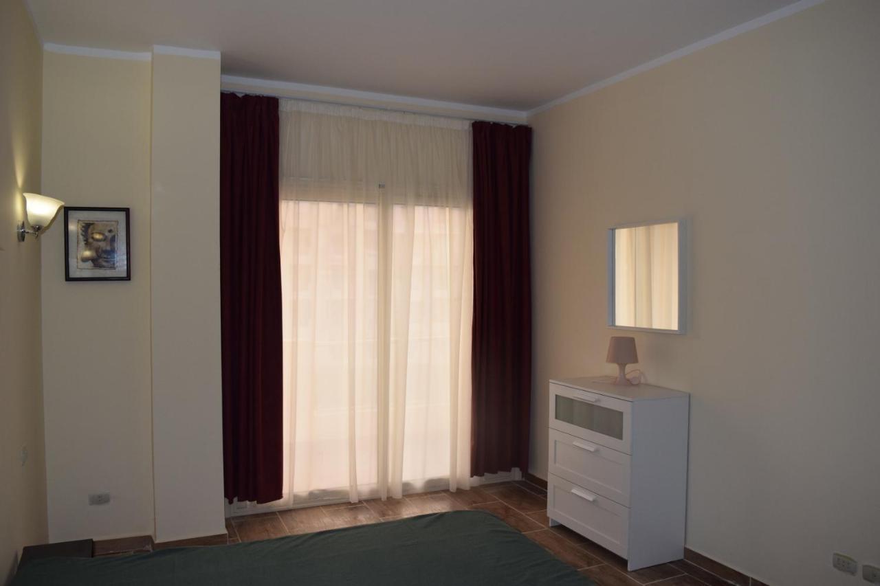 Florenza Khamsin 1 Bedroom Apartment With Swimming Pool View ฮูร์กาดา ภายนอก รูปภาพ