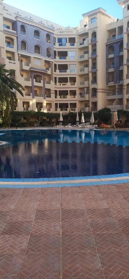 Florenza Khamsin 1 Bedroom Apartment With Swimming Pool View ฮูร์กาดา ภายนอก รูปภาพ