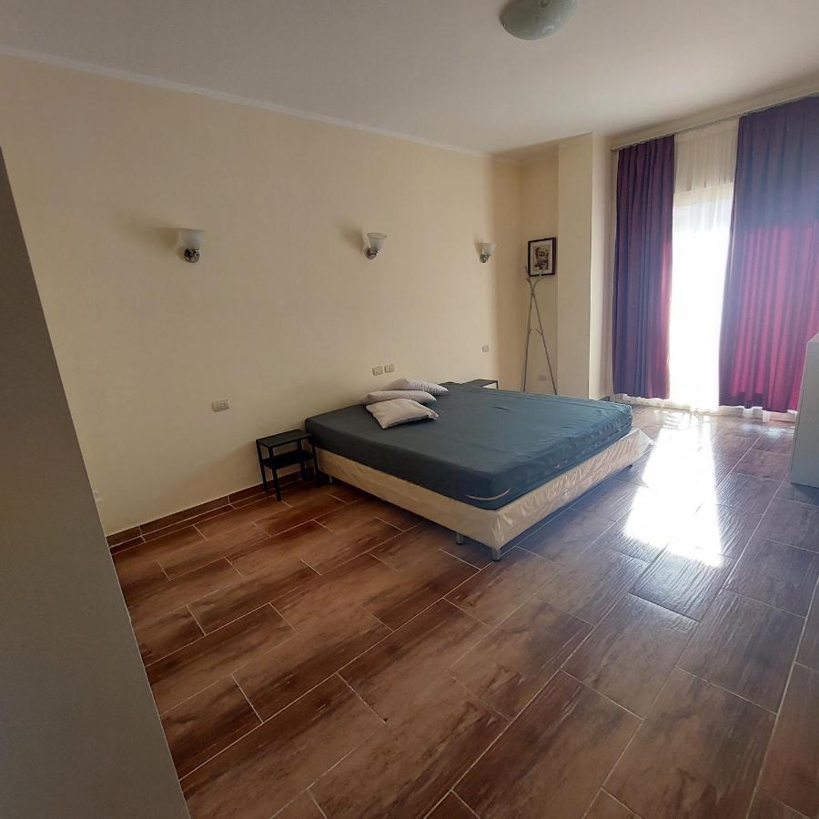 Florenza Khamsin 1 Bedroom Apartment With Swimming Pool View ฮูร์กาดา ภายนอก รูปภาพ