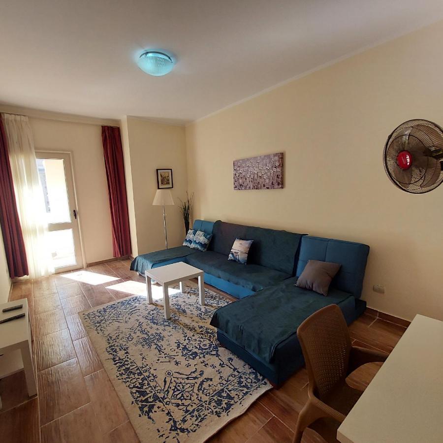 Florenza Khamsin 1 Bedroom Apartment With Swimming Pool View ฮูร์กาดา ภายนอก รูปภาพ